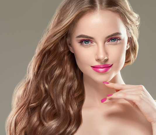 Četiri prirodna trika za gušću i zdraviju kosu – bez skupih proizvoda