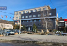 Srpska lista kažnjena zbog postavljanja izbornog materijala na javnim mestima u Leposaviću