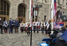 Srpska zastava se Njujorkom vijori