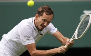 Medvedev prekinuo „grend slem post“ i slavio posle godinu dana