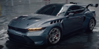 Okreće se kolo sreće: Benzinski Mustang ostavio strujaše daleko iza sebe