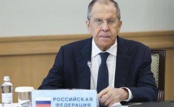 Lavrov se uzda u Vašington