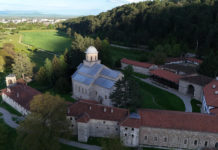 Srpski srednjovekovni spomenici ostaju na Listi svetske baštine u opasnosti (1):  Svetinje i dalje na udaru!