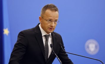 Tajno kupuju rusku naftu, a nas kritikuju