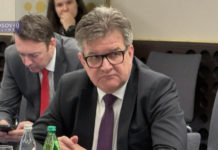 Miroslav Lajčak u centru skandala: Traže njegovu smenu, premijer odbio