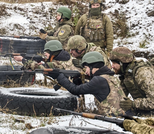 “Rusija nastavlja dejstva, dok…”