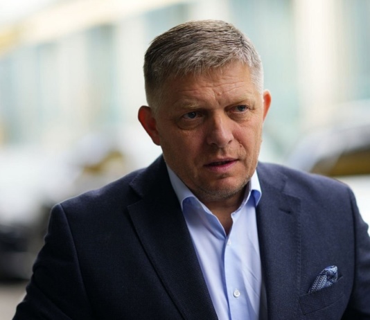 Fico: Moramo da vodimo dijalog sa Rusijom; Isporuke nafte predmet političkih ucena Kijeva