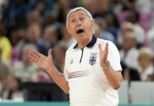 Pešić u tim veruje