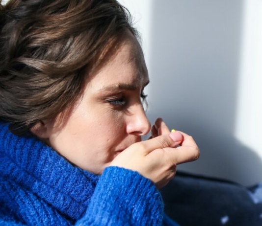 Lek za prehladu od dva sastojka: Verovatno ih svi imate u svojoj kuhinji (VIDEO)