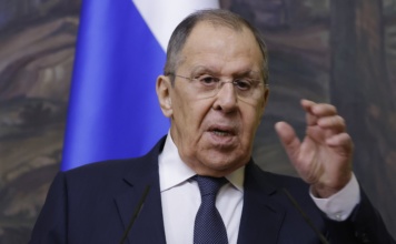 Lavrov: Evropa se povlači