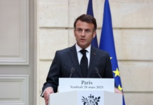 Mediji: Makronov plan za obnovu dijaloga sa Putinom produbio nesuglasice sa Mercom