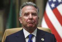 Tramp šalje Vitkofa u Kremlj