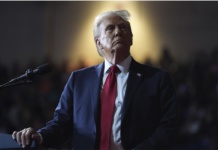 Trampa plaše “komunisti”