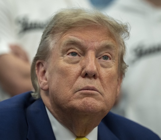 Tramp: Kuba će ubrzo pasti, SAD spremaju specijalnu politiku prema Havani