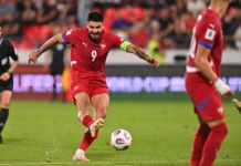 Povredio se Aleksandar Mitrović