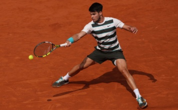 Alkaras pobedio Sinera pred 15.000 ljudi