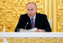 Putin se ponosi ledolomcima