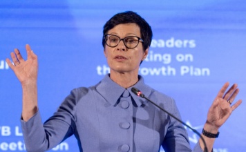 Martu Kos sumnjiče za stare veze sa jugoslovenskim obaveštajcima – moguća ostavka