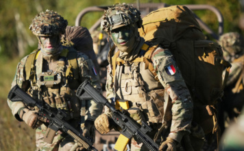 “NATO žuri da prebaci snage na granicu sa Rusijom”