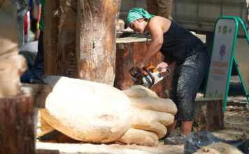 Tragom vajarstva do srca Sibira