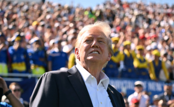 Veliko istraživanje javnog mnjenja u Americi: Potop za Trampa