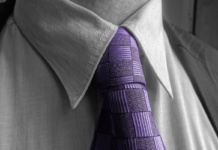 Ljubičasta kravata nosi skrivenu poruku