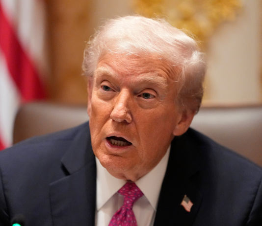 Mediji: Tramp odbio zahtev Izraela da zadrži neke sankcije Siriji