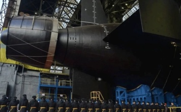Rusi porinuli nuklearnu podmornicu koja nosi “oružje sudnjeg dana” (VIDEO)