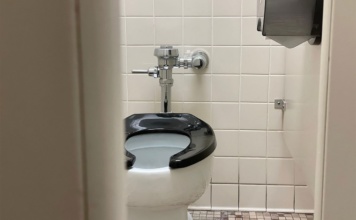 Radnik u Nemačkoj dobio otkaz zbog predugih pauza za toalet