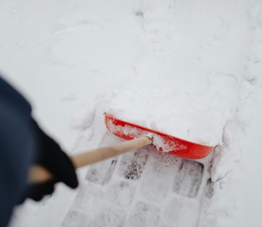 Vreme danas: Oblačno i hladno, ujutro sa mrazem, lokalno od 10 do 15 centimetara novog snega