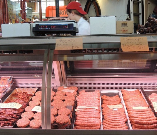 Mesari otkrili koje greške ljudi najčešće prave kad kupuju meso