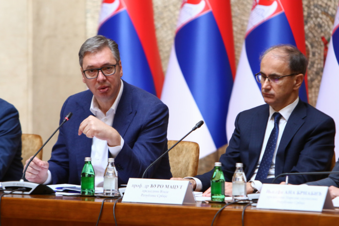 Aleksandar Vučić i Đuro Macut