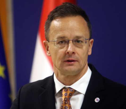 Sijarto: Poljska gura Evropu u rat s Rusijom