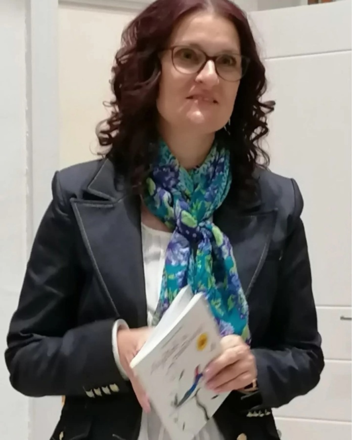 Darovita pesnikinja: Magdalena Redžović