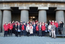 332 zaposlenih dobilo stalni posao u Pošti Srbije u 2025 – Direktor Anđelković uručio rešenja za 122 izvršilaca