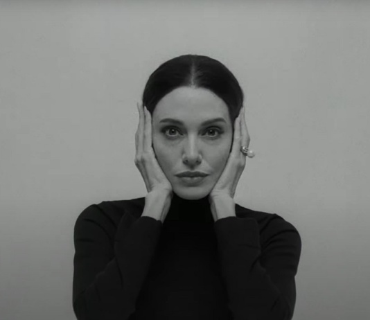 Anđelina Džoli se vraća posle petogodišnje pauze