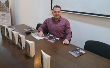 Buntovni pisac prefinjenog stila