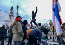 Studenti u akciji “Raspiši pobedu”: Veliki odziv građana, kutije pune