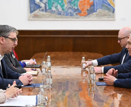 Vučić sa Bocan-Harčenkom: Srbija će umeti da zaštiti svoje vitalne interese