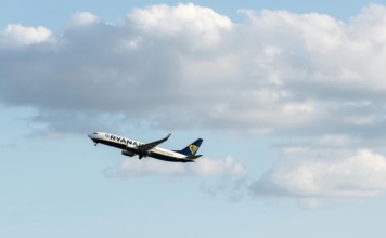 Avion umesto u Banjaluku sleteo u Zagreb