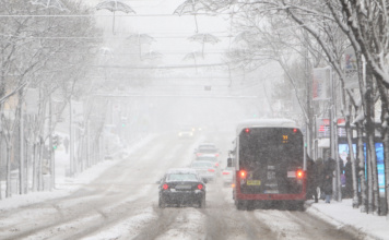 Vreme danas: Moguća pojava ledene kiše i sneg, temperature do tri stepena
