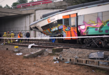 Nova železnička nesreća u Španiji: Voz iskočio iz šina kod Barselone
