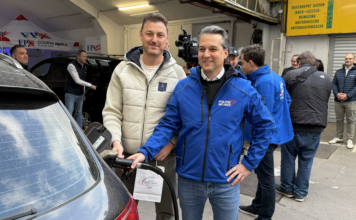 Slobodarci pokazali vladi koliko bi u Austriji gorivo koštalo da su na vlasti