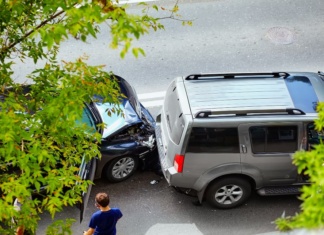 Kada auto strada na parkingu u gradu: zašto potpuno kasko osiguranje nije luksuz