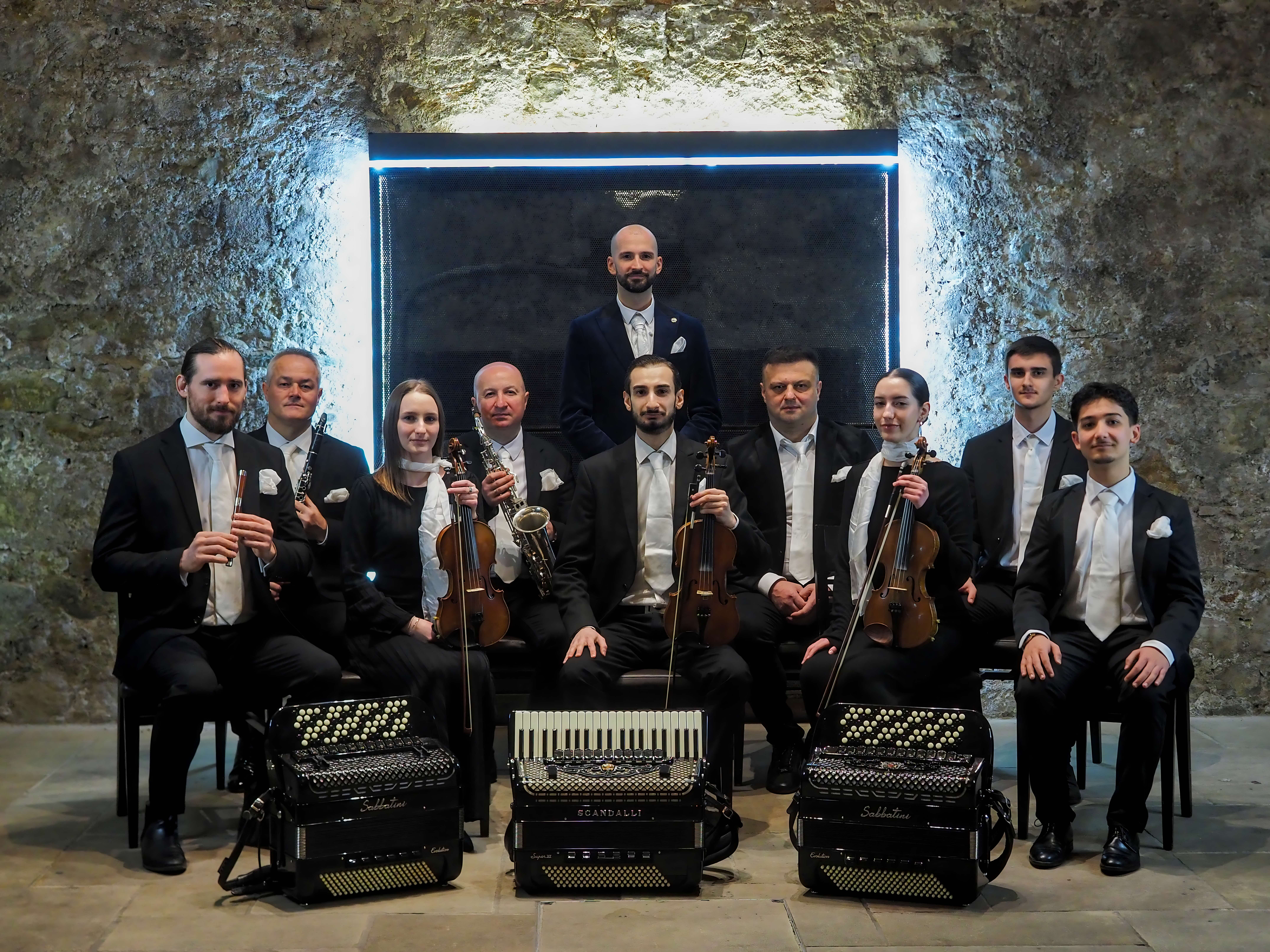 Čuvari narodnog melosa van matice