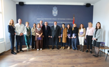 Godišnjica pogroma nad Srbima na KiM prvi put obeležena u Sloveniji