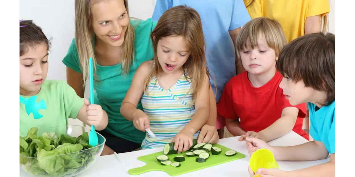 Pola krastavca za 14 mališana, zima bez grejanja: Skandal trese bečke vrtiće