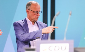 Koliko kritike može da podnese kancelar: Slučaj Merc uzdrmao nemačku javnost