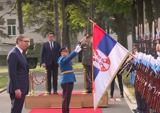 „Ništa nam neće promaknuti“ – Vučić najavio nove velike nabavke naoružanja